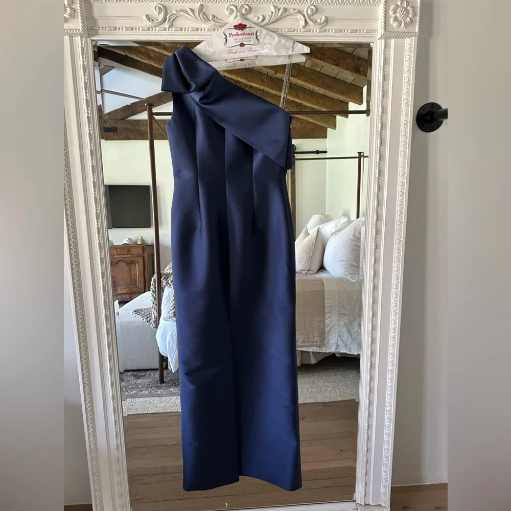 The perfect Mother of the Bride dress. - Picture 4 of 7